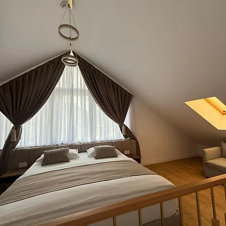 Hotel Valbona River *